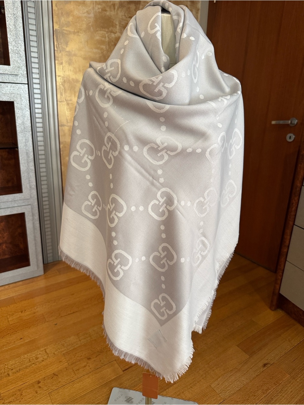 Gucci Light Gray and White Monogram Shawl Wrap